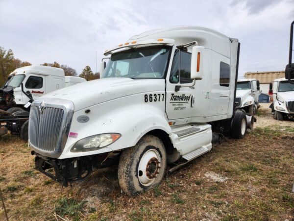 2009 International Sleeper - Image 2